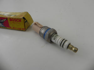 (NOS) 911S Bosch W265P21 Spark Plug - 2.0/2.2/2.4L