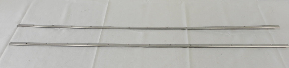 (Used) 356 Threshold Narrow Aluminum Strip (Pair) - 1950-65