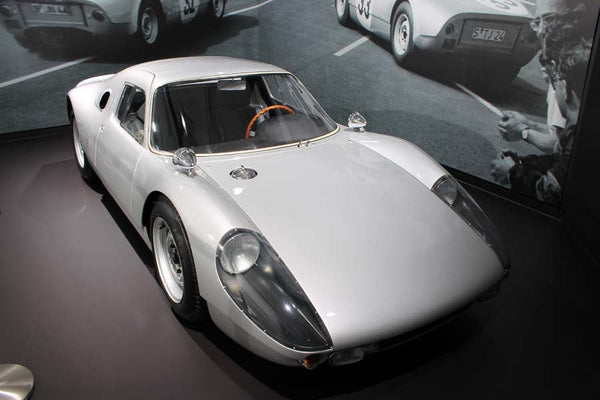 Porsche 904