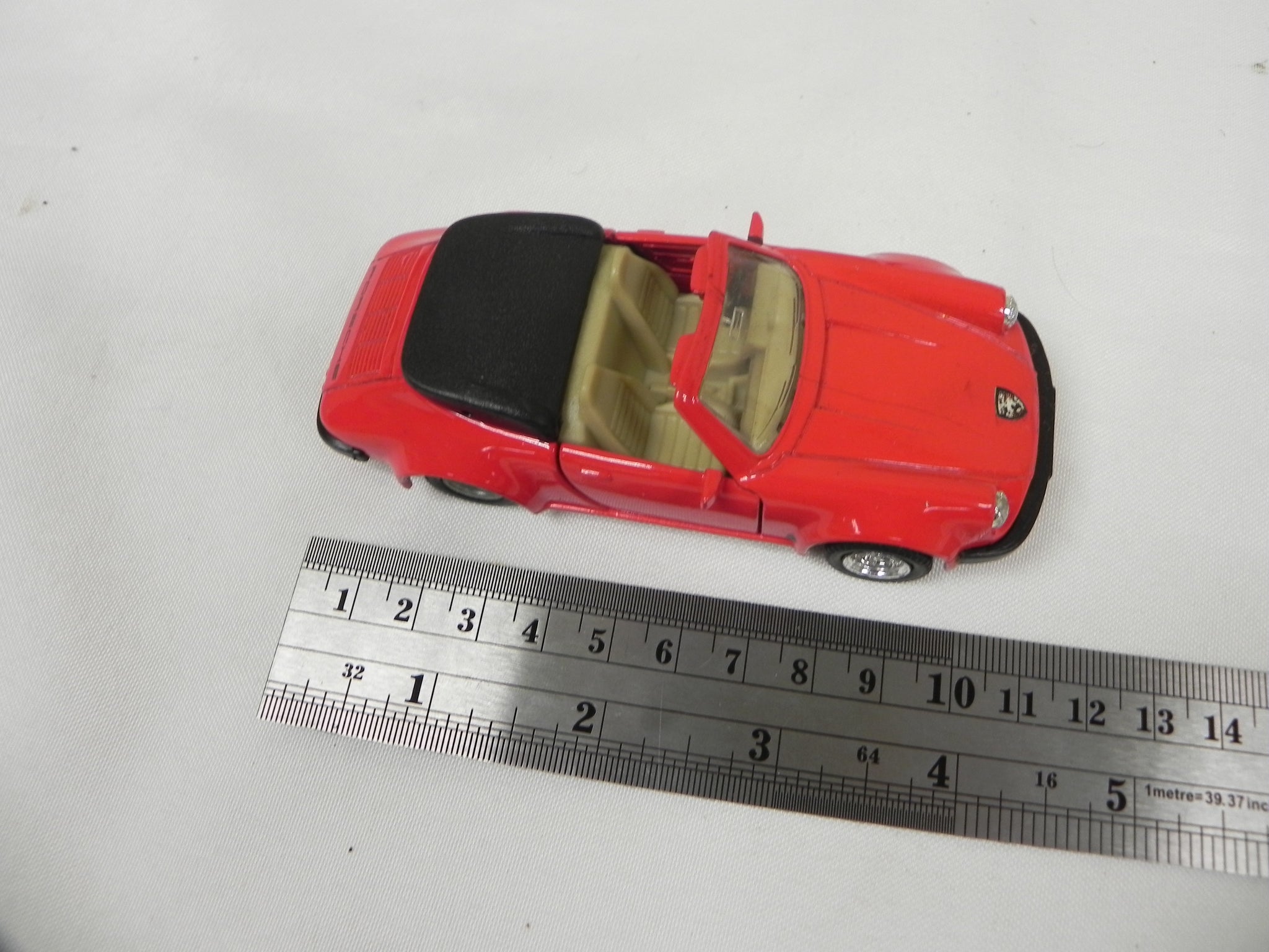 AUTOart 1:18 ポルシェ356Aスピードスターヨーロッパ版1955
