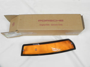 (NOS) 911 BOSCH Right Front US Turn Signal Lens with Black Trim - 1973