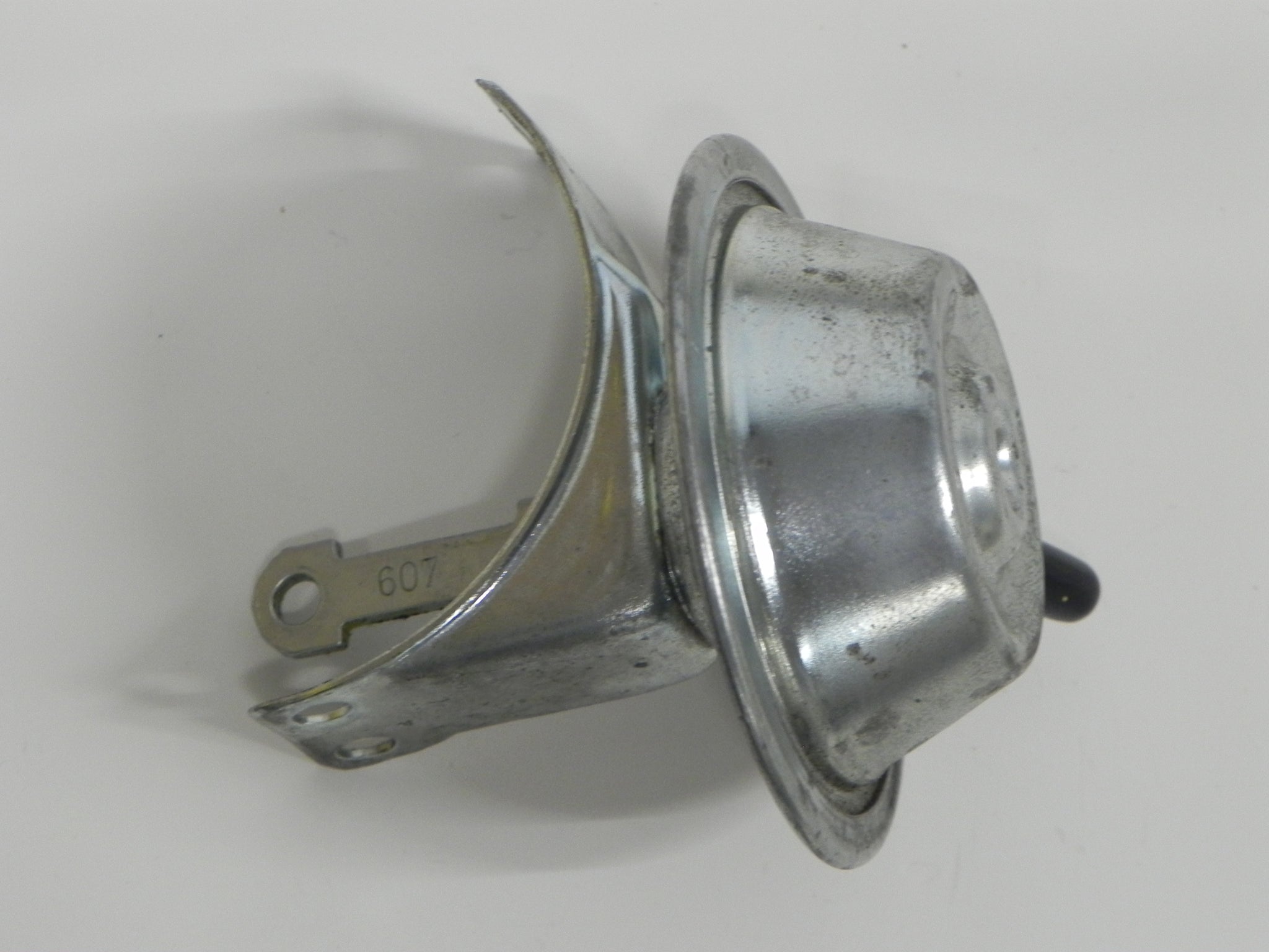 (Used) 911 Bosch Distributor Vacuum Advance - 1974-77