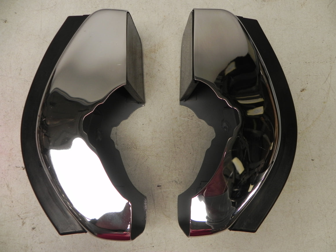 (Used) 911S Pair of Front Left & Right Chrome Bumper Guard w/ Pads - 1965-73