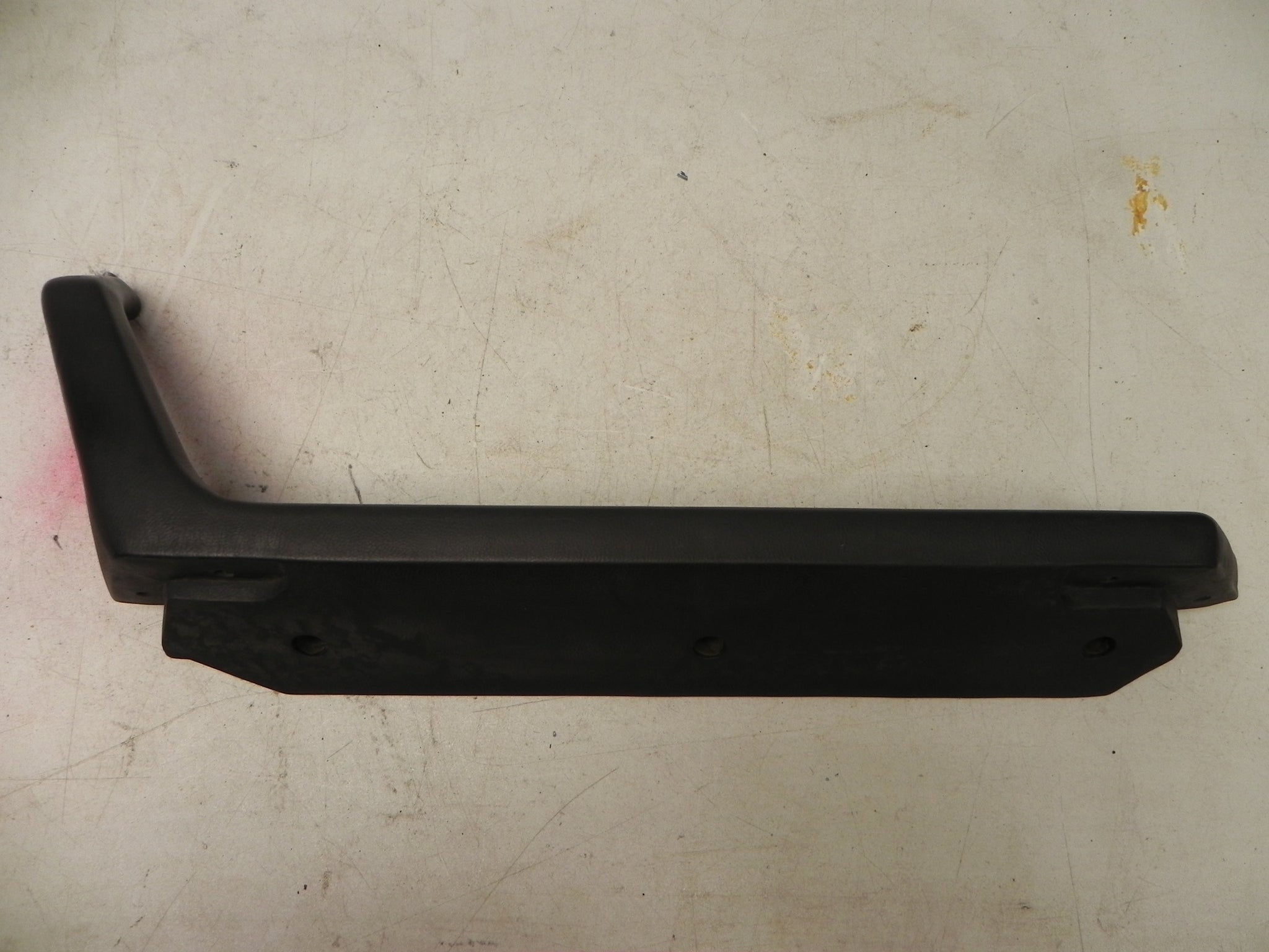 (Used) 924/944 Passenger Side Arm Rest Black - 1979-91
