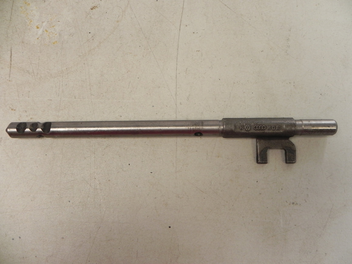 (Used) 944/944 Turbo 3rd and 4th Gear Shift Rod 5-Speed - 1982-91