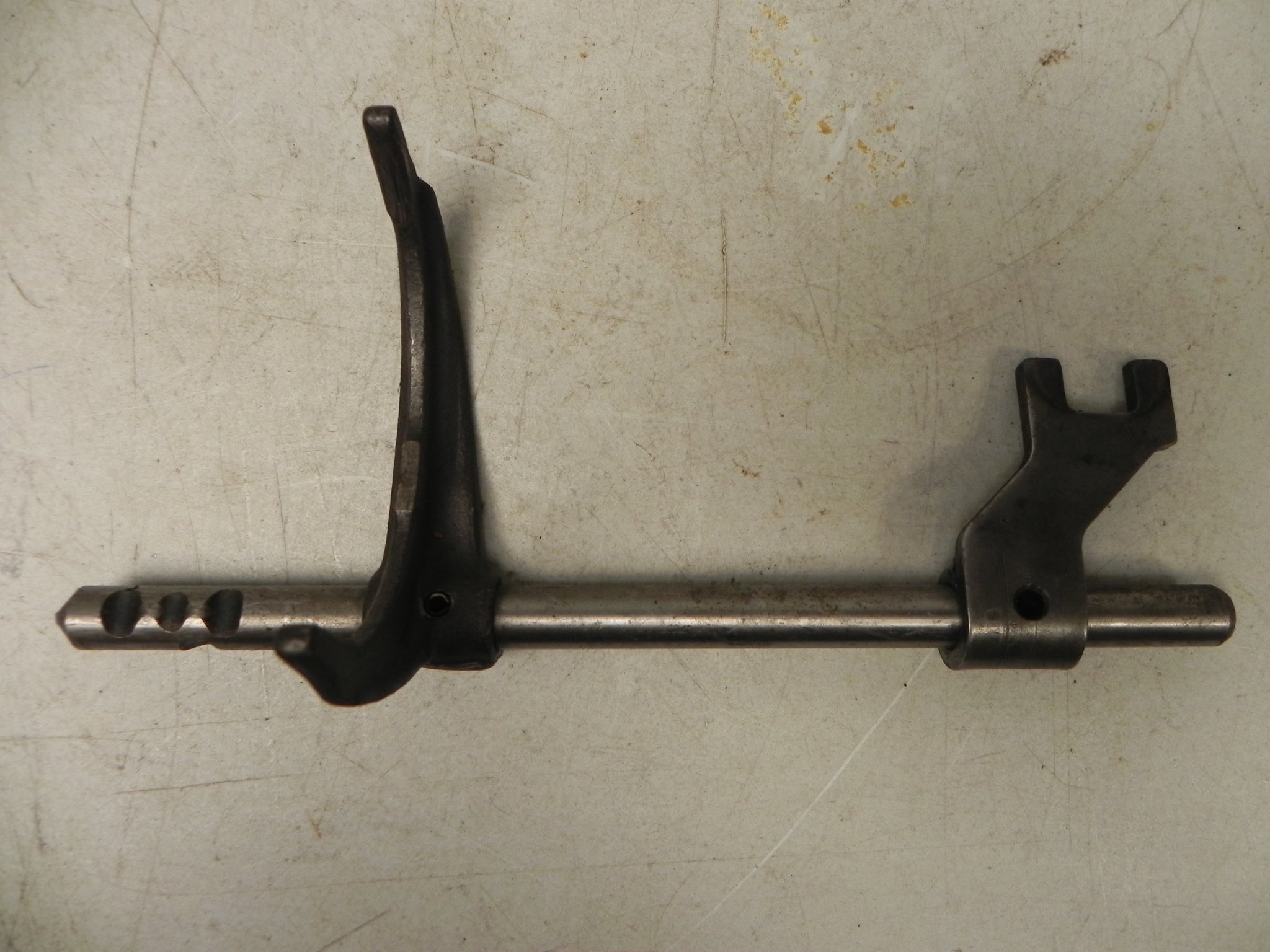 (Used) 944/944 Turbo 1st and 2nd Gear Shift Fork 5 Speed - 1982-91