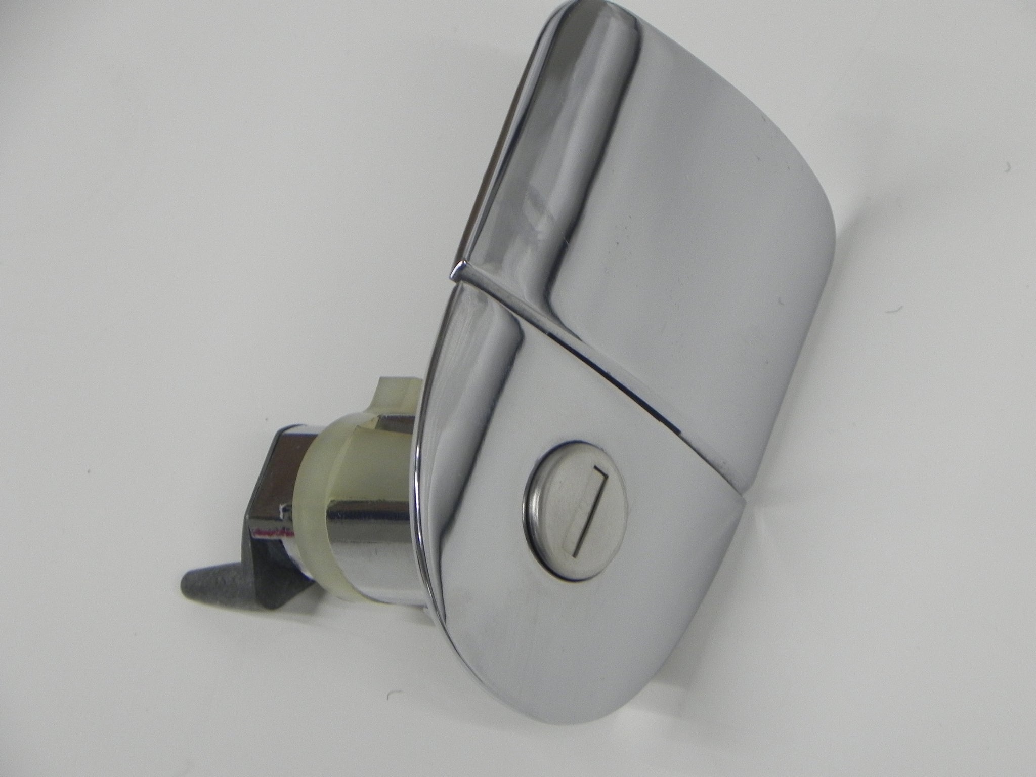 (NOS) 914 Right Chrome Door Base Handle - Lock and Key - 1970-76