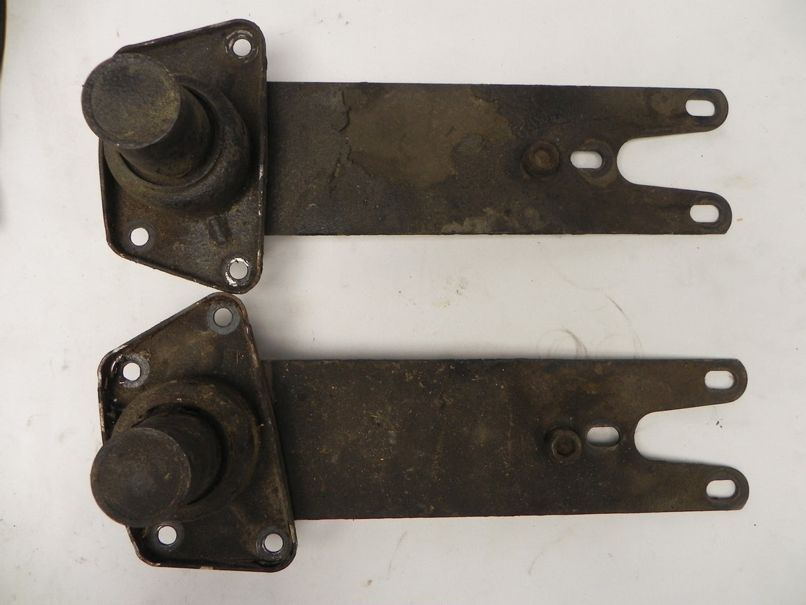 (Used) 911/912/930 Pair of Rear Torsion Bar Spring Plates - 1969-76