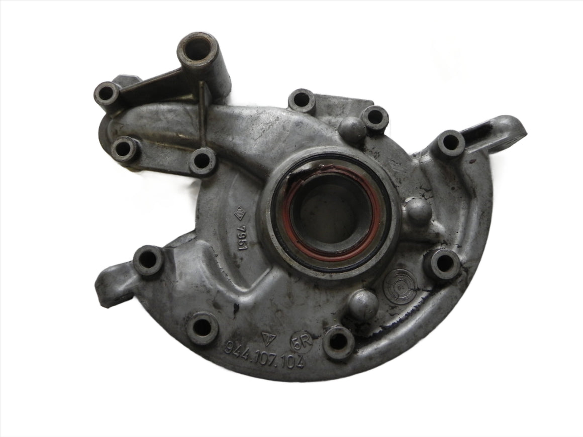 (Used) 944 Oil Pump Assembly - 1982-84