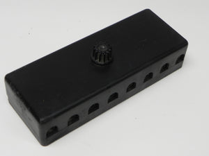 (Used) 911, 8 Pole Fuse Box with Lid - 1969-73