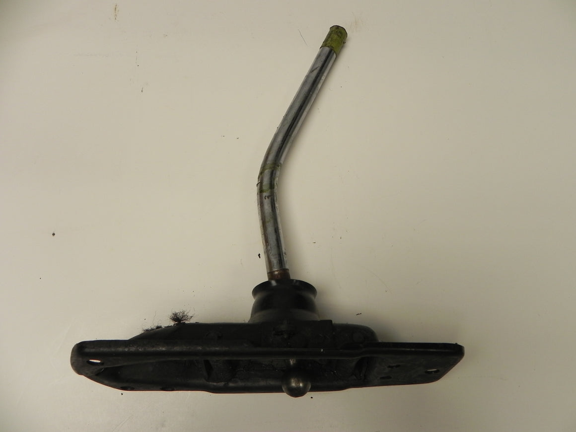(Used) 911 Original Shifter Assembly - 1972