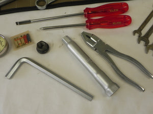 (Used) 911 SWB Tool Kit - 1965-68
