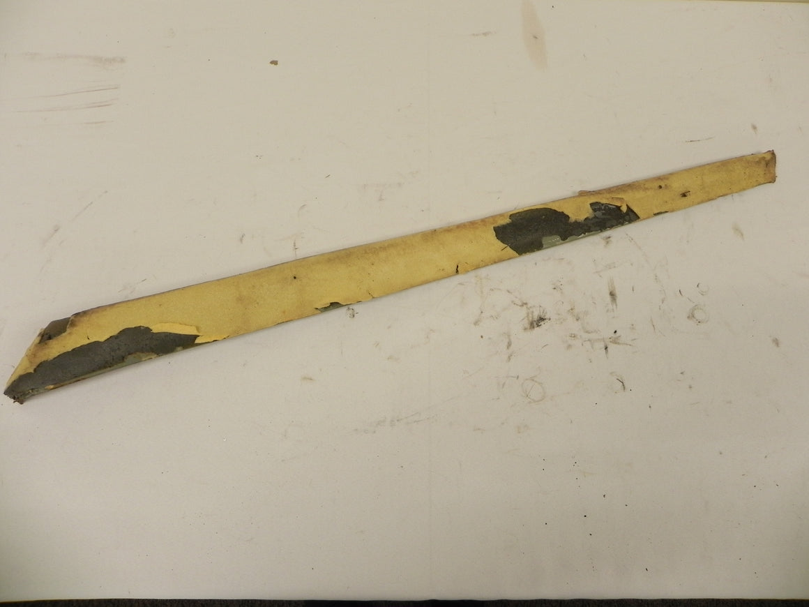 (Used) 911/912 SWB Right Door Top Rail - 1968