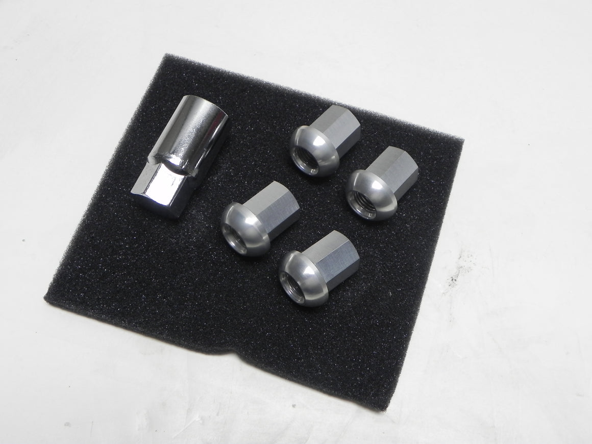 (New) Set of 4 Anodize-Look Security Locking Alloy Lug Nuts And Key - Fuchs Wheel - 1964-98