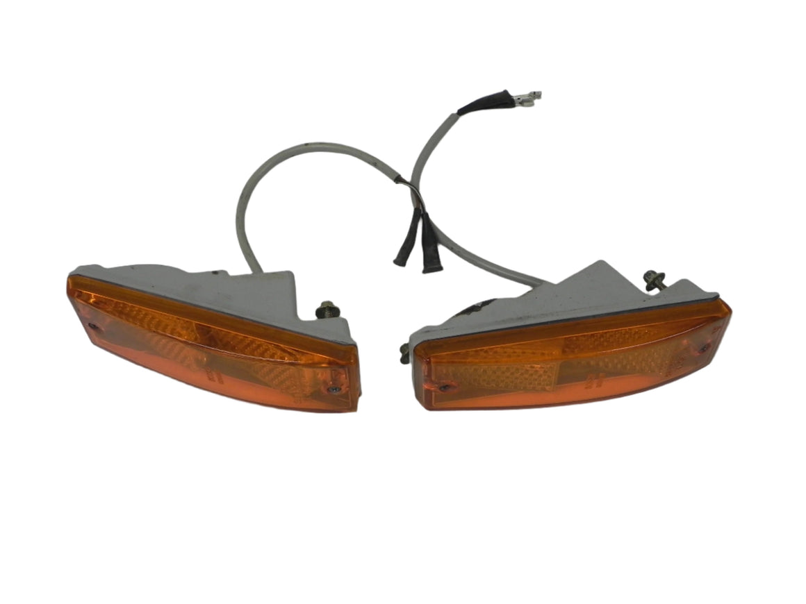 (Used) 911/912E/930 Bosch Pair of Front Left and Right Side Marker Light - 1974-89