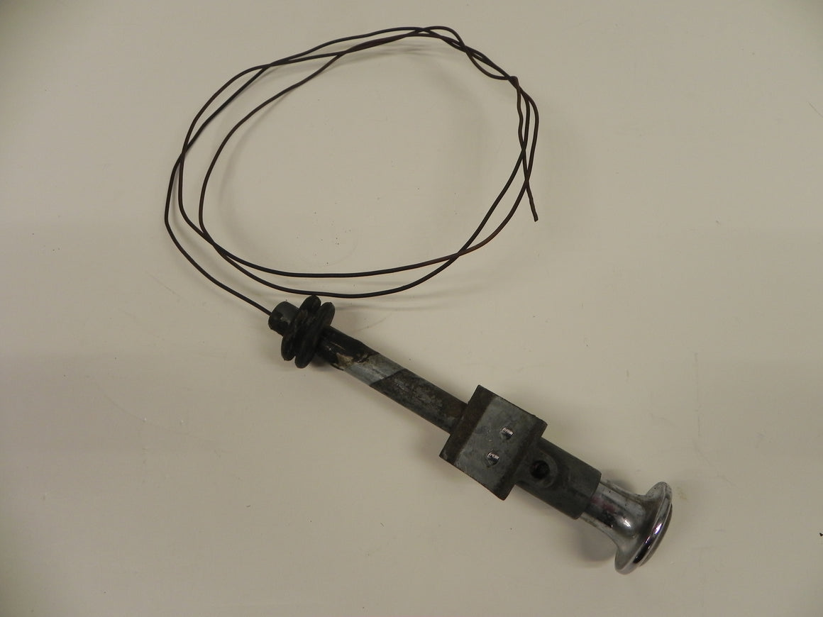 (Used) 356 Speedster/Roadster/Convertible D Hood Lock no Key