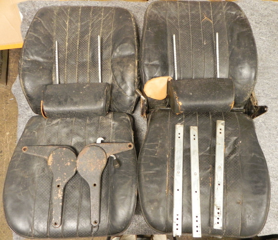 (Used) 911 Front Seats and Headrests Set - 1972-73