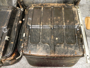 (Used) 911 Front Seats and Headrests Set - 1972-73