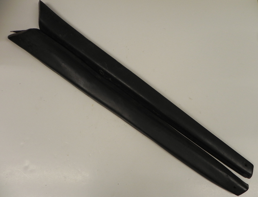 (Used) 911/912 Pair Of Black Door Tops - 1969-73