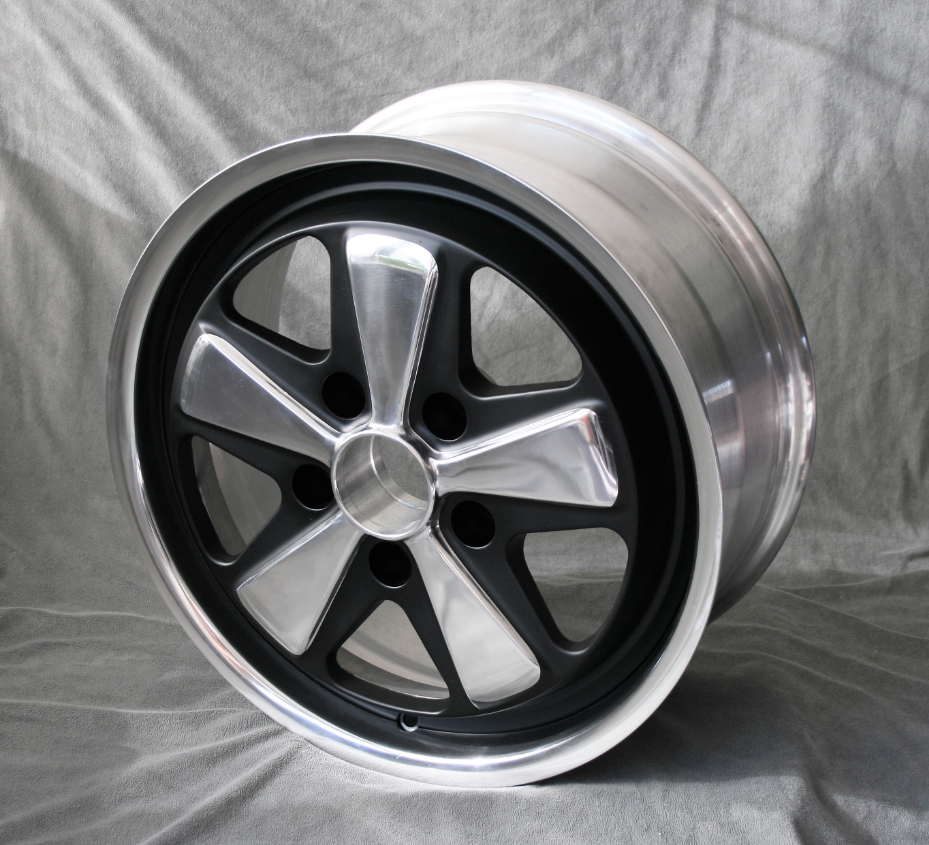 (New) 911/928/944/968/986 Reproduction 7.5j x 17 Fuchs Wheel