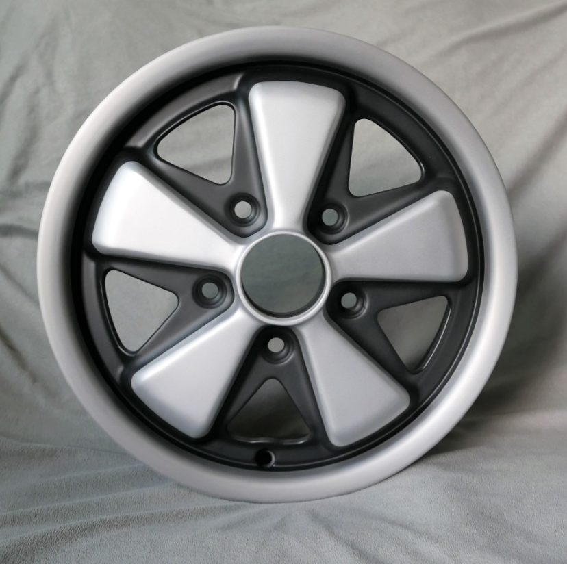 (New) 356C/911/912 Reproduction Anodize-Look 4.5j x 15 Fuchs Wheel