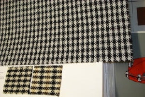 (New) 356/911/912/914 Houndstooth Cloth by the Meter