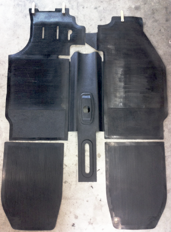 (New) 911/912 Coupe Rubber Floor Mat Set - 1965-73