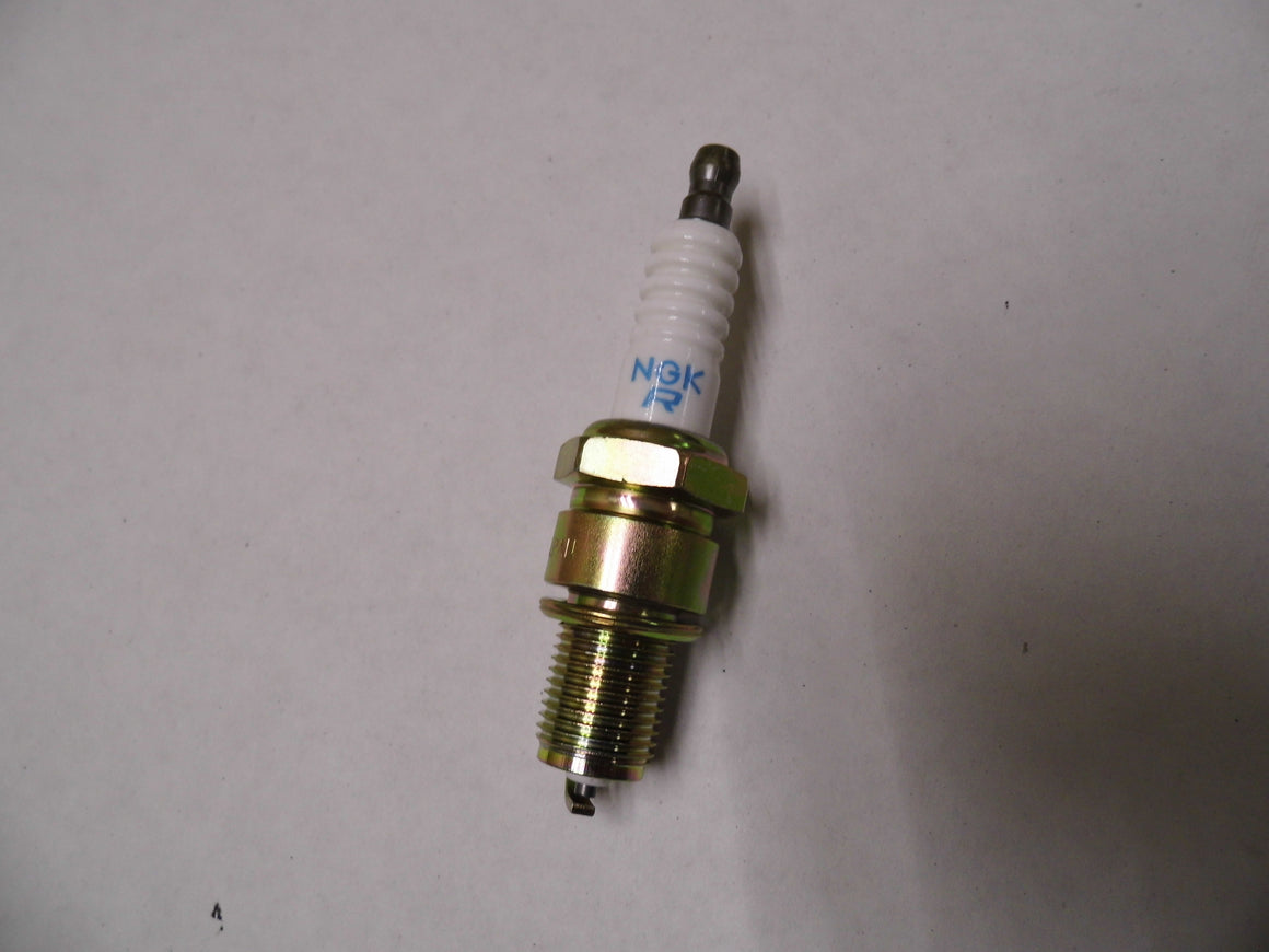 (New) NGK 911/924/948 Spark plug 1978-86