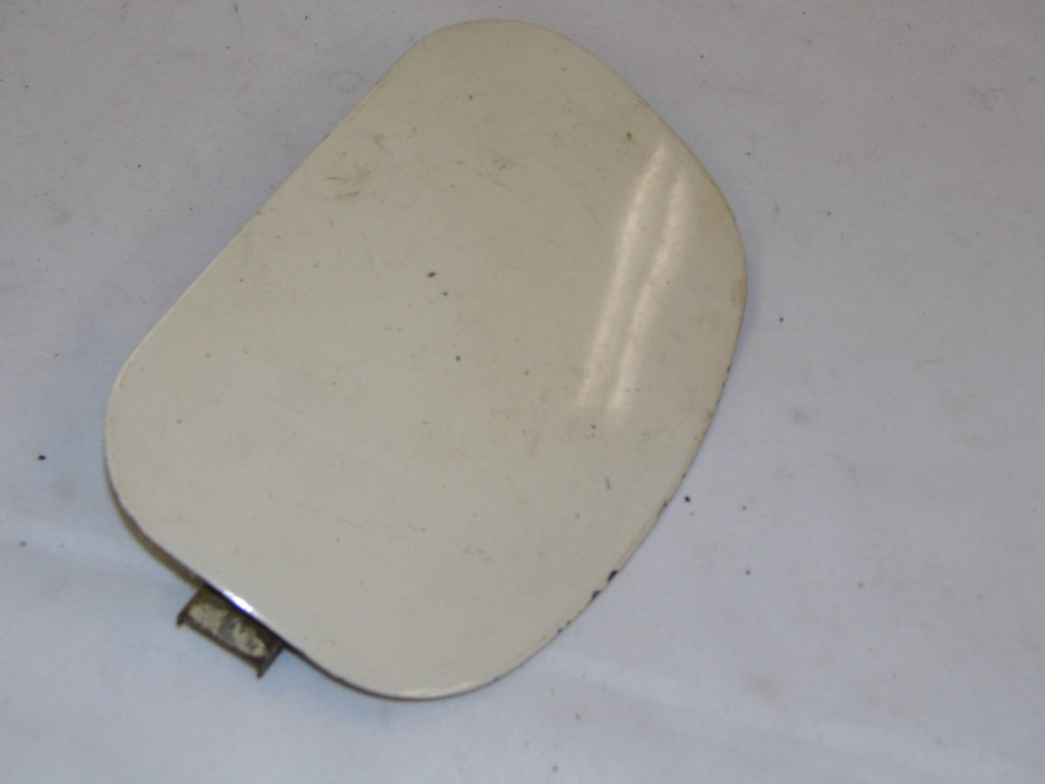 (Used) 911 Front Bumper Fog Light Opening Cover Right - 1965-73