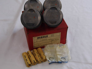 (NOS) 356 B/C Piston Set 1959-65