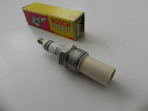 (NOS) Bosch W2CS Silver Spark Plug
