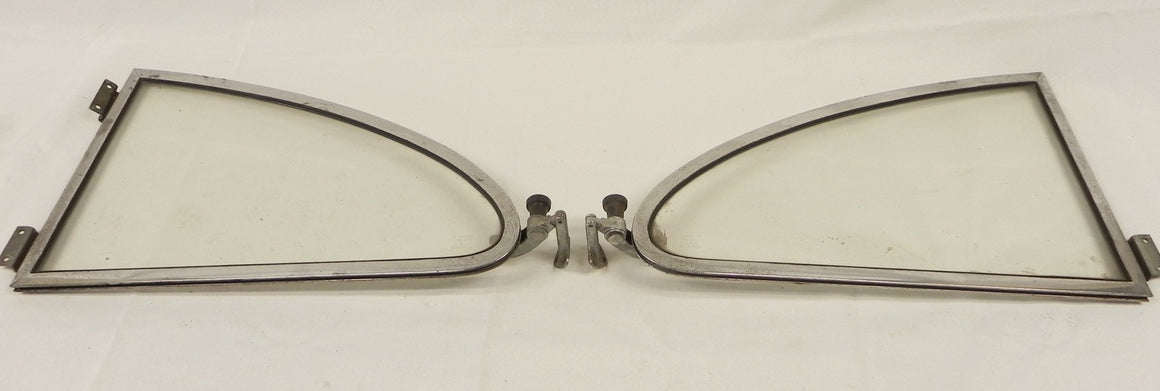 (Used) 356 Durvit B Rear Quarter Window (Pair) - 1950-65