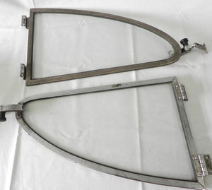 (Used) 356 SIGLA Rear Quarter Window (Pair) - 1950-65