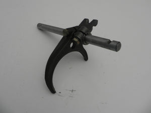 (Used) 915 3rd/4th Speed Shift Lever & Fork - 1972-86