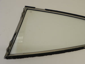 (Used) 911 Sekurit Quarter Window Right Clear - 1965-67