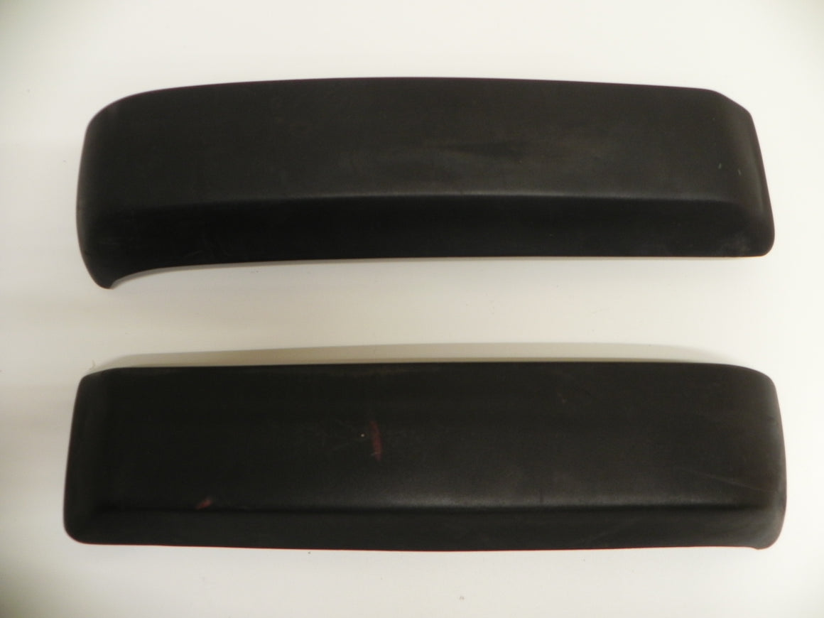 (Used) 924 Front Right Bumper Rubber Impact Strip - 1979-85
