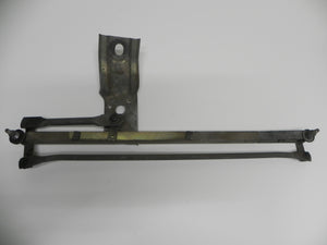 (Used) 944 Wiper Crank Drive - 1983-85