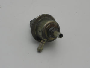 (Used) 914/4 Bosch Fuel Pressure Regulator - 1970-76