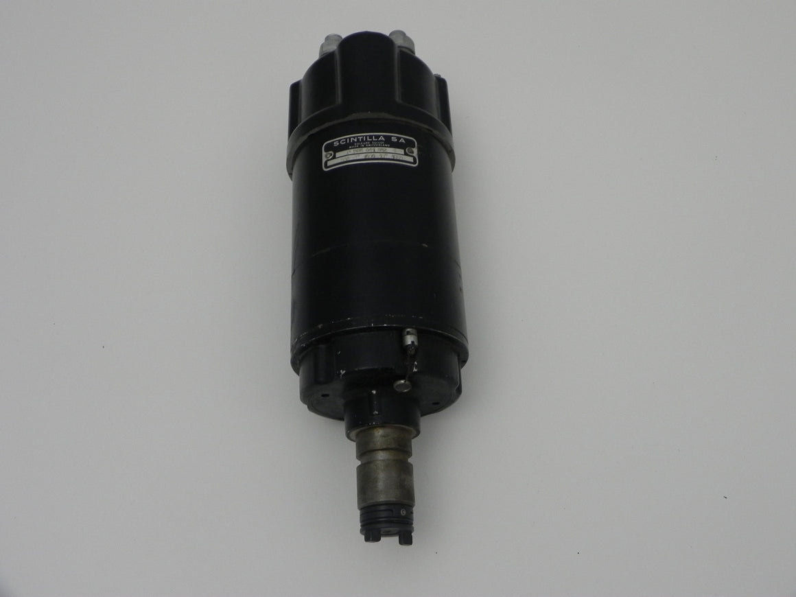 (NOS) 356/904 Magneto Distributor