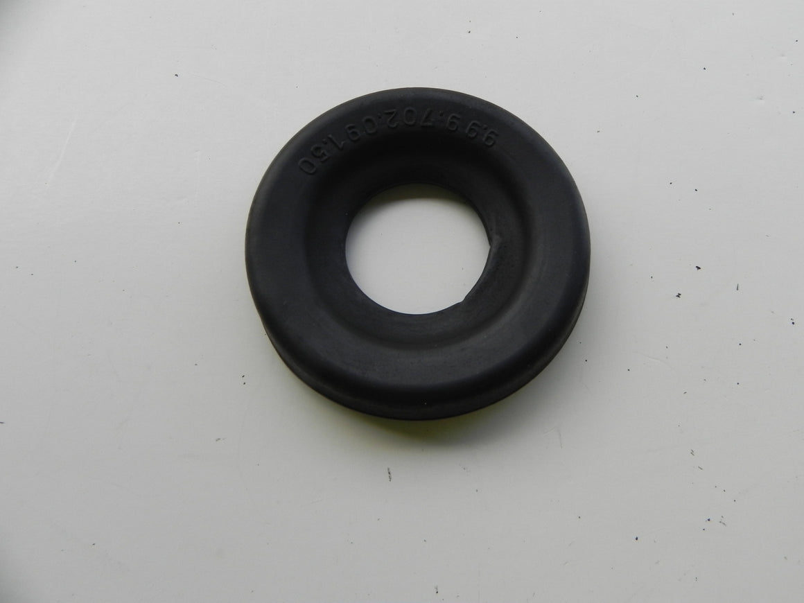 (New) 914 Engine Drip Pan Funnel Grommet - 1970-76