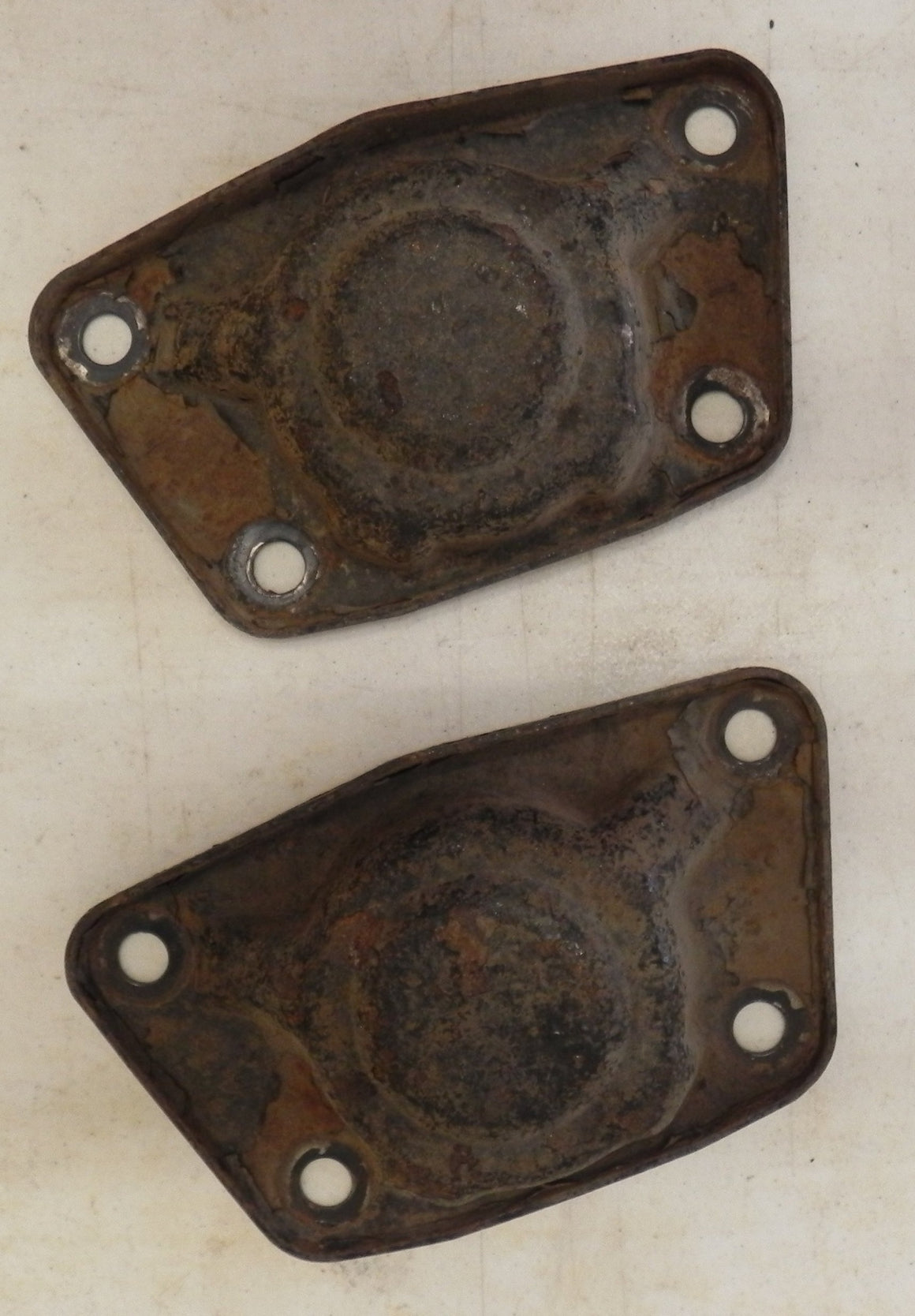 (Used) 356C Rear Torsion Bar End Cover Pair - 1964-65