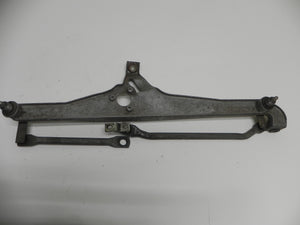 (Used) 944 Wiper Crank Assembly -1985-91