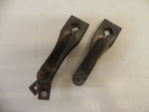 (Used) 911 Front Stabilizer Bar Levers 1965-73
