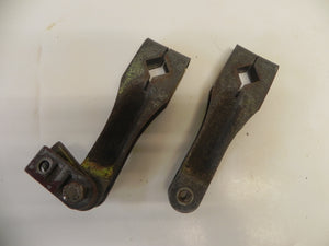 (Used) 911 Front Stabilizer Bar Levers 1965-73