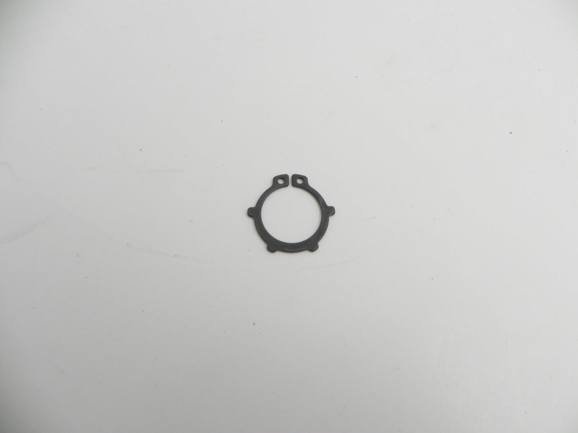 (New) 924/944/968 Circlip - 1976-95