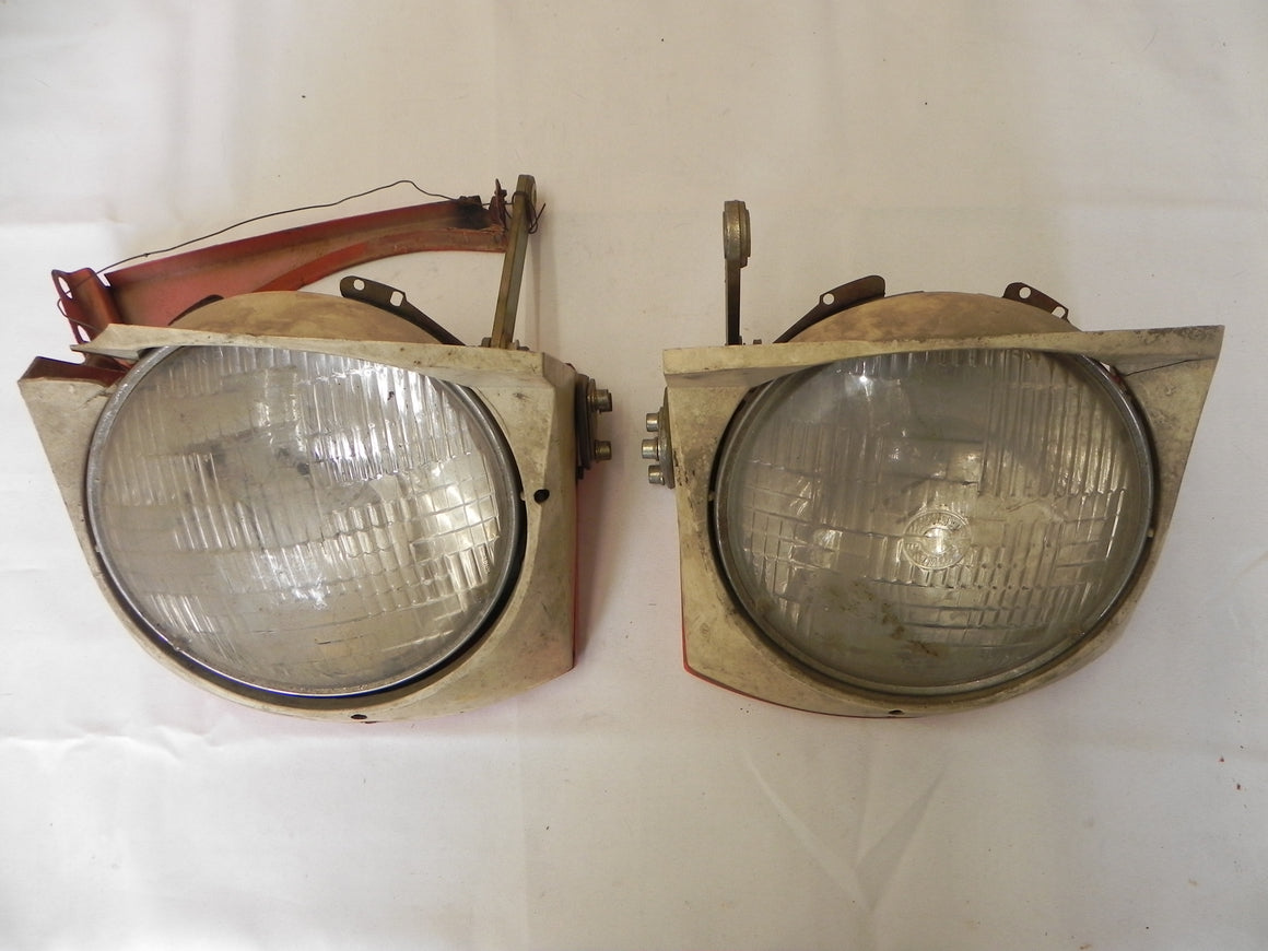 (Used) 914 Headlight Pair - 1970-76