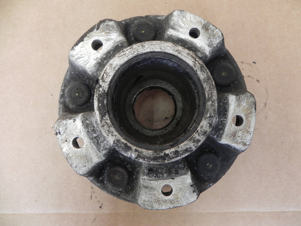 (Used) 911/912 Front Wheel Hub - 1965-73