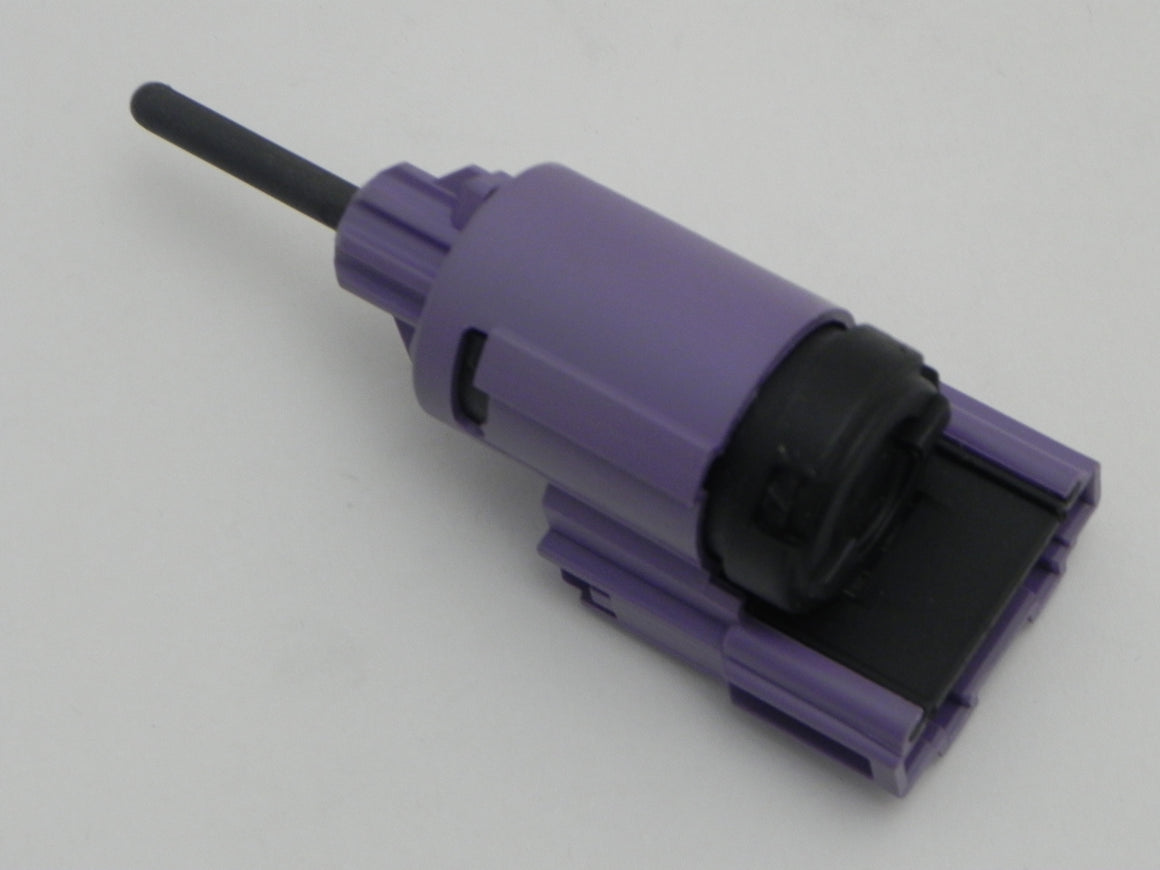 (New) Cayenne Brake Light Switch at Pedal 2003-06
