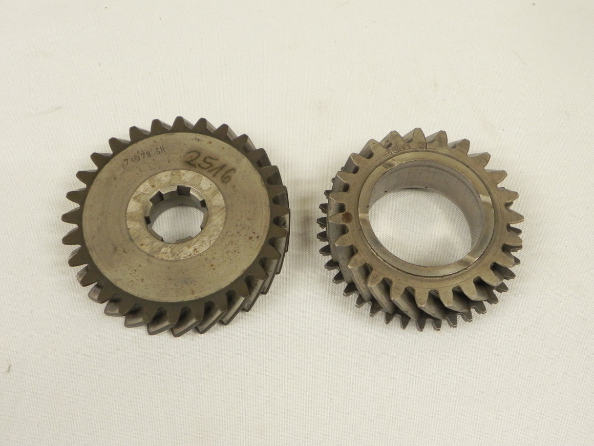 (Used) 915 5th Gear Set 28:23 SN - 1974-83