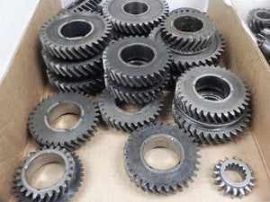 (Used) Lot of 901/915 Transmission Single Gears